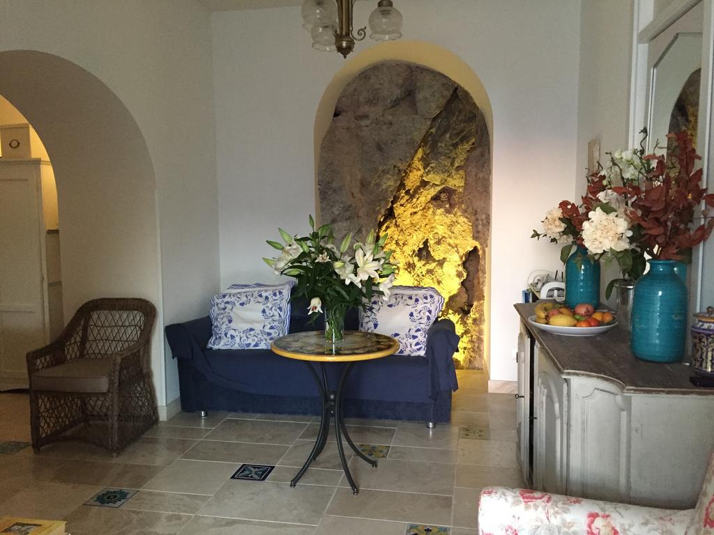 La Casa Di Vania Ravello Værelse billede
